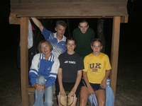 Сзади: Илюхо и я. Спереди: Ира, Оля, Наташа.