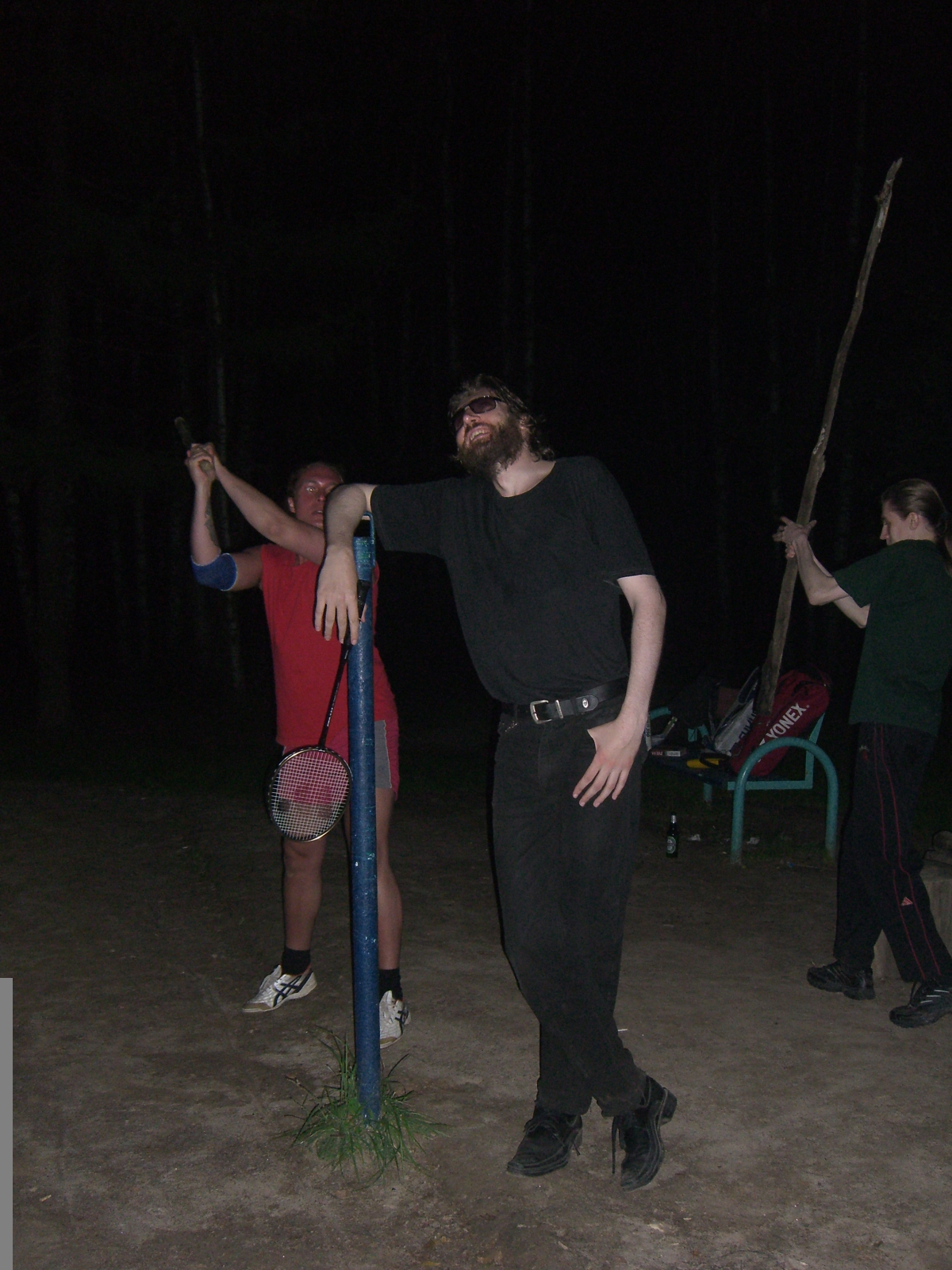 Воины Тьмы напали на Игоря.