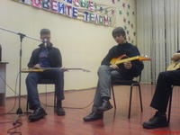 что-то обсуждаем