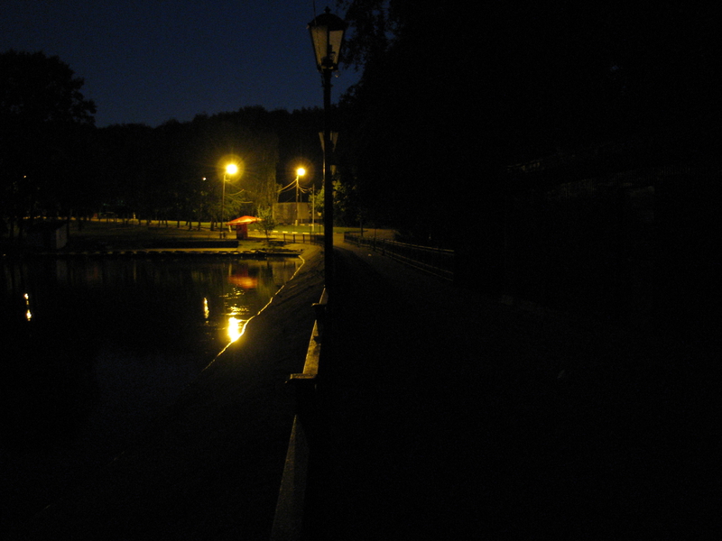 Ночное озеро