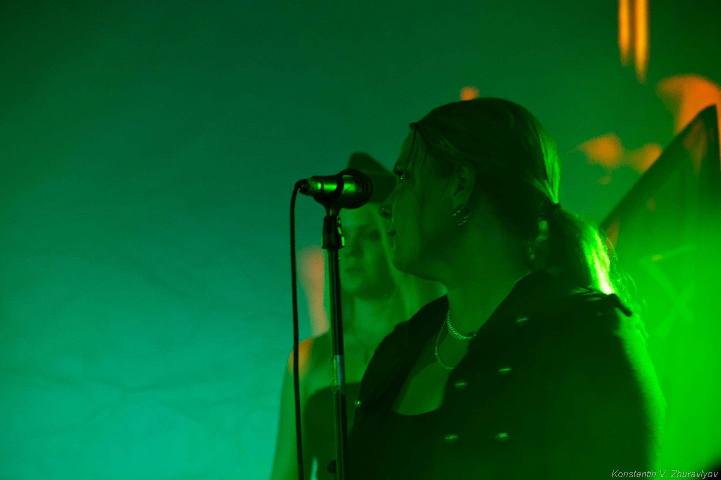 Вокалистка