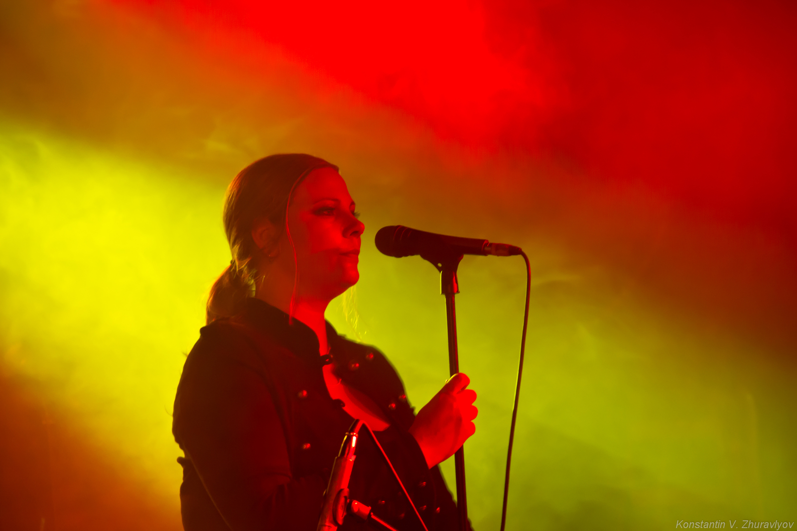 Вокалистка